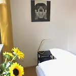 Zentraler Geht Es Kaum - In Koeniglicher Nachbarschaft! *