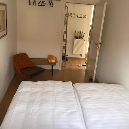 Appartement Zentraler Geht Es Kaum - In Koeniglicher Nachbarschaft! *